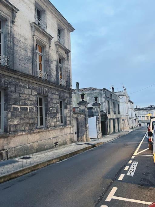 Maison + Parking Prive Au Coeur Angouleme 60M2 Exterior foto