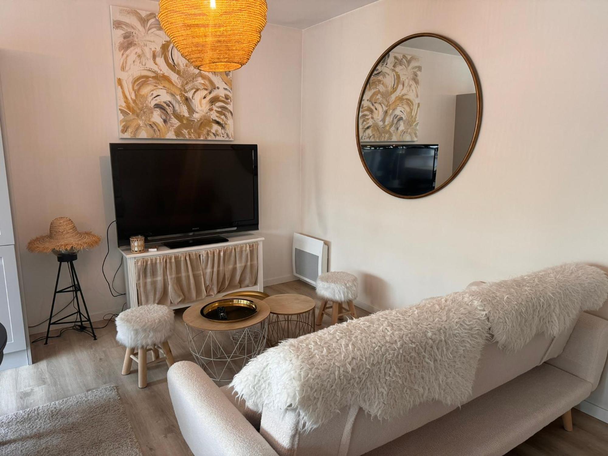 Maison + Parking Prive Au Coeur Angouleme 60M2 Exterior foto