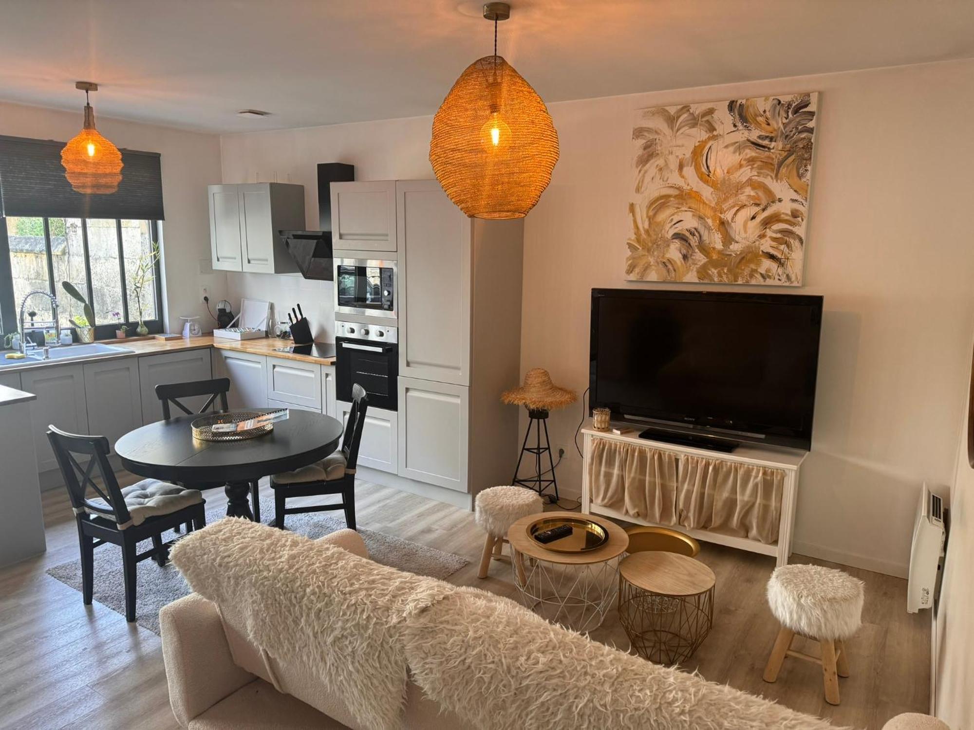 Maison + Parking Prive Au Coeur Angouleme 60M2 Exterior foto