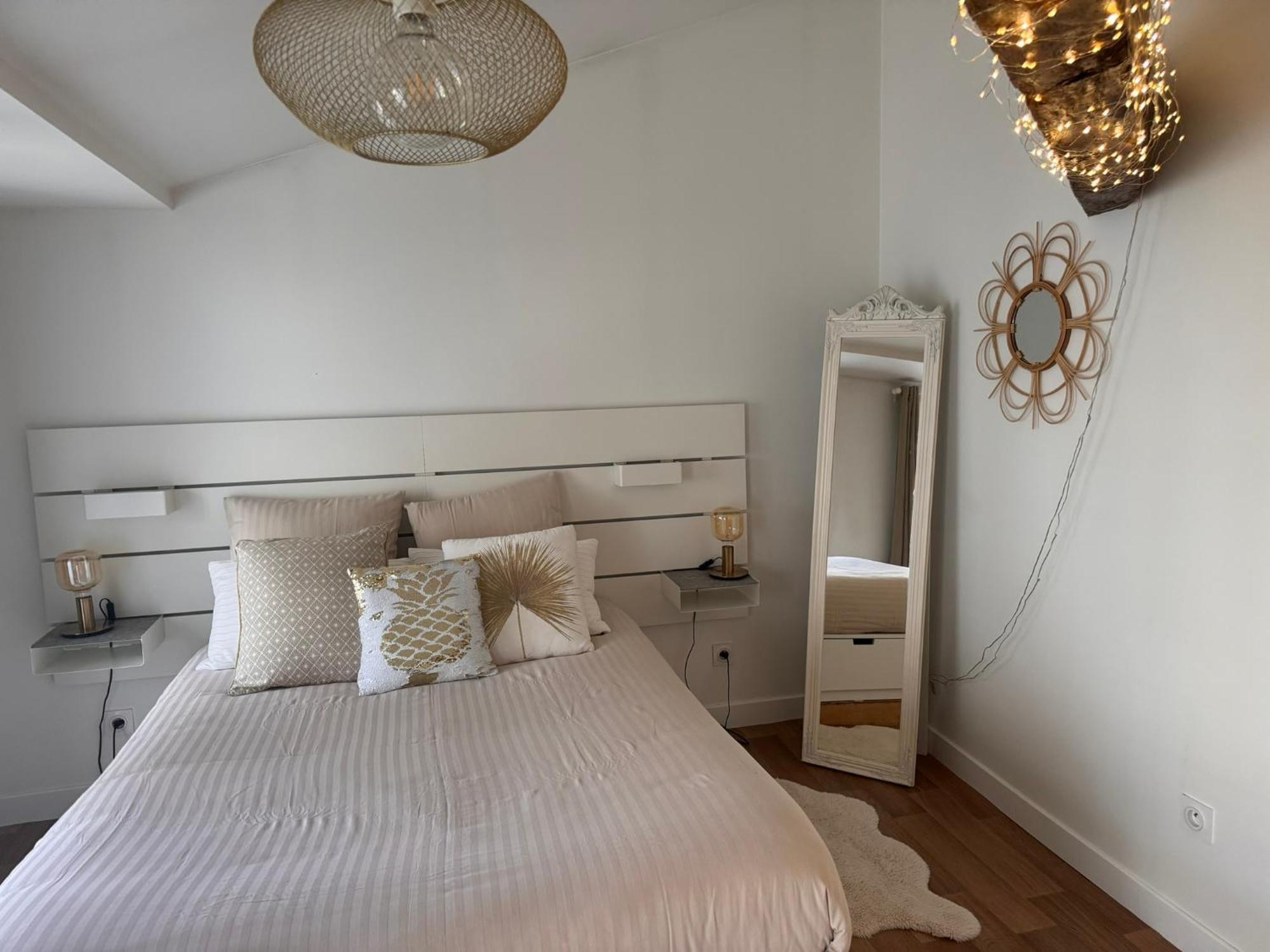 Maison + Parking Prive Au Coeur Angouleme 60M2 Exterior foto
